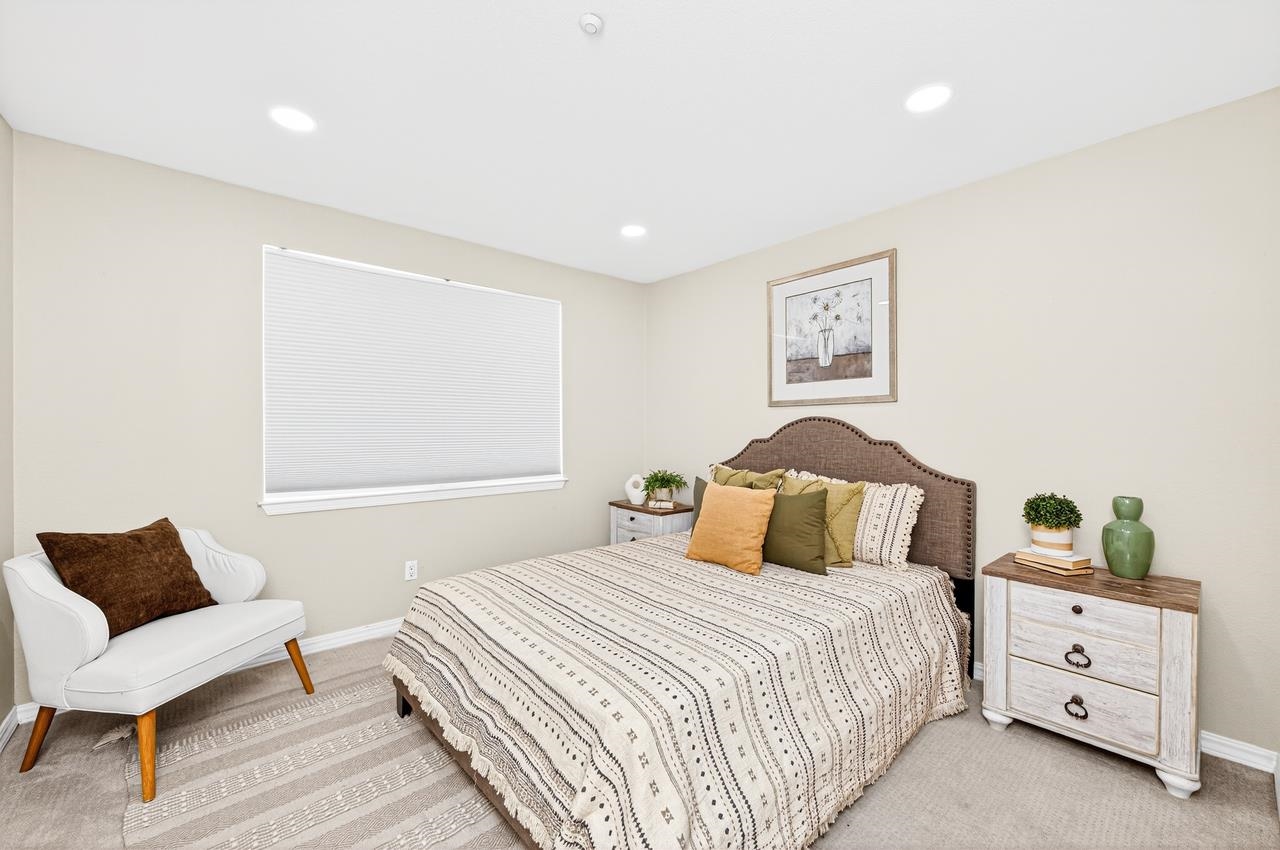 3473 Edinburgh Drive