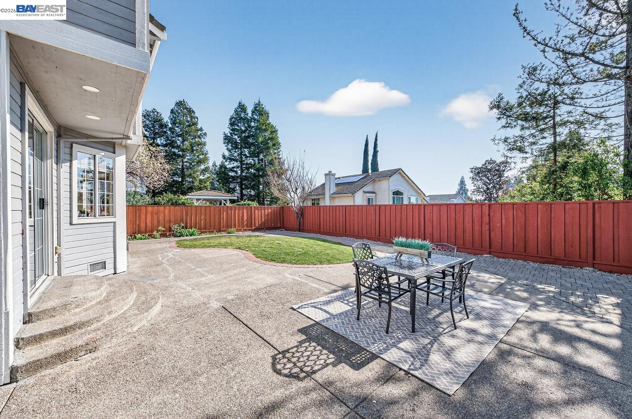 3473 Edinburgh Drive