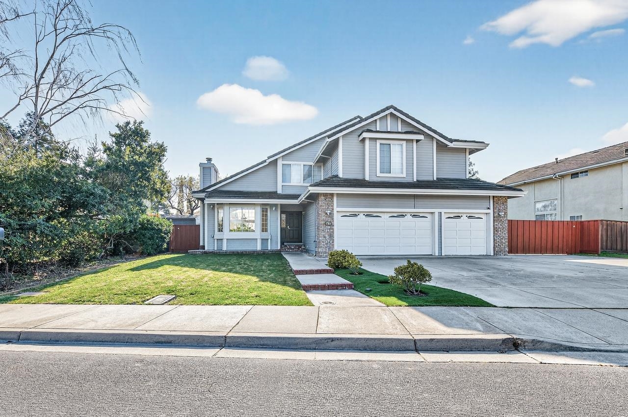 3473 Edinburgh Drive