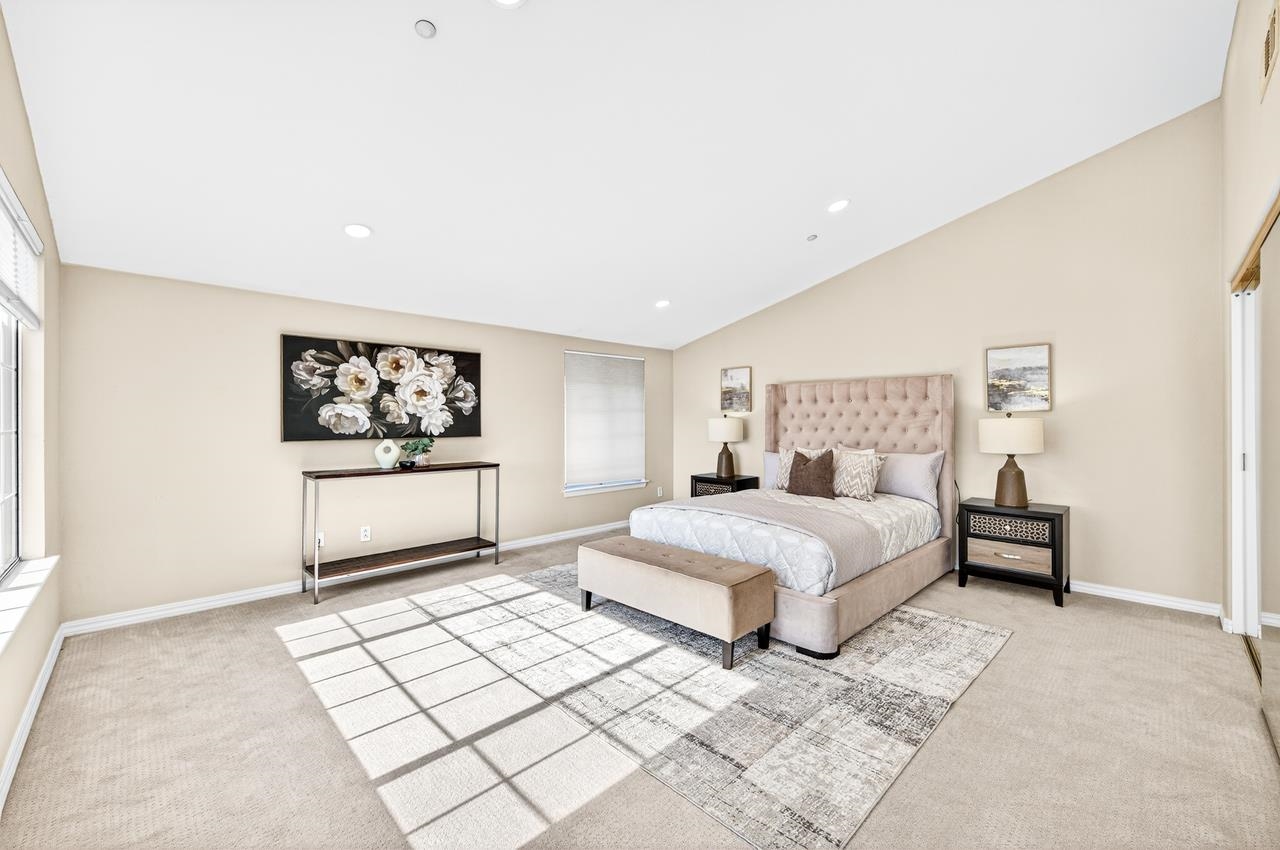 3473 Edinburgh Drive