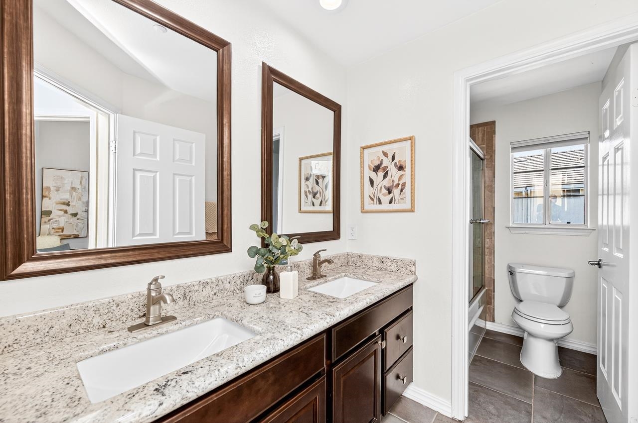 3473 Edinburgh Drive