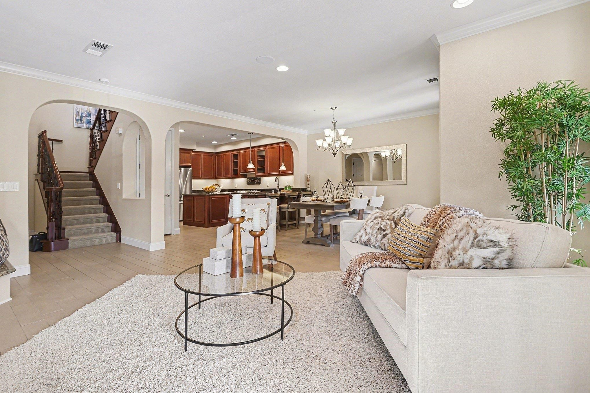 3727 Central Pkwy # 28