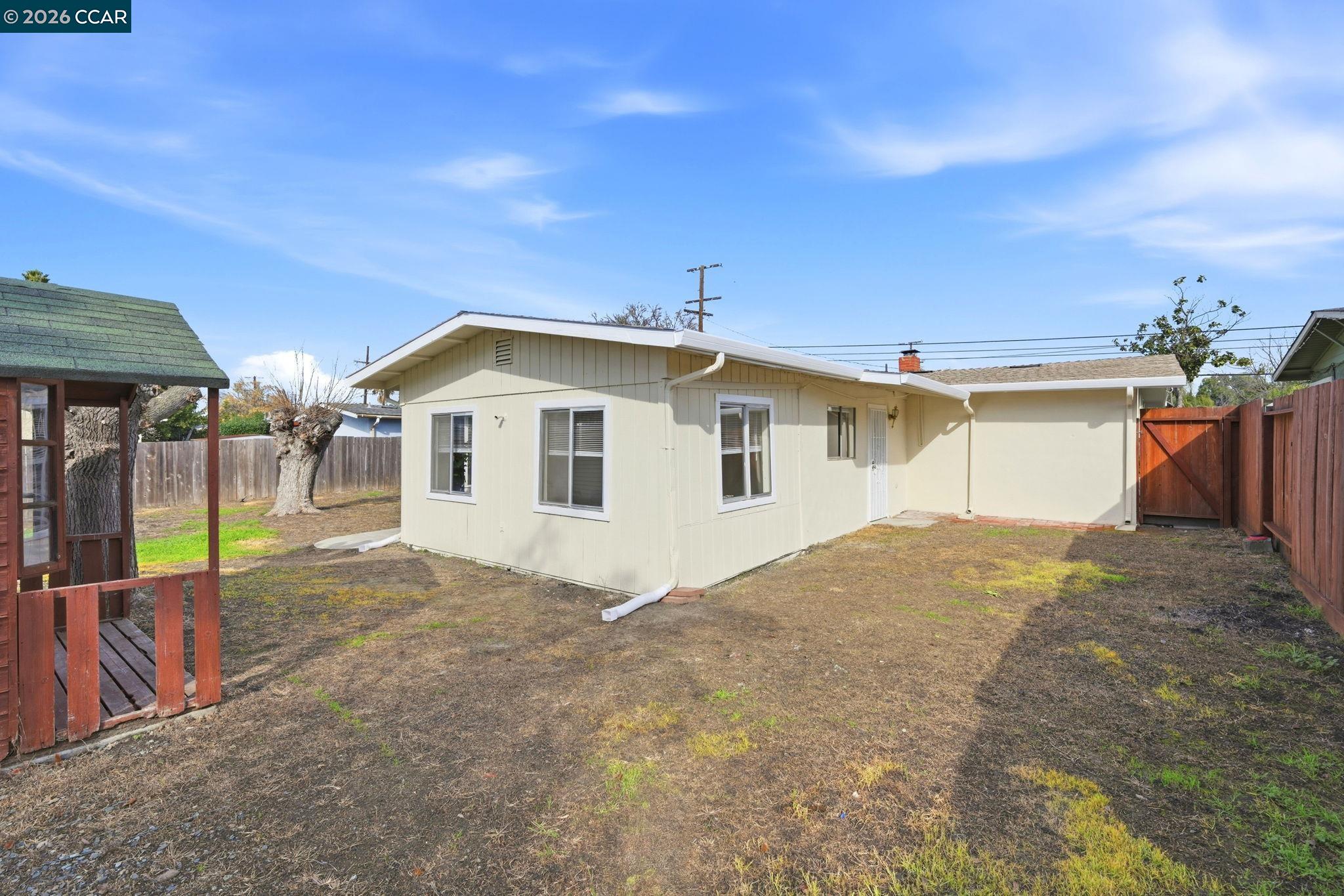 2831 Richard Ave