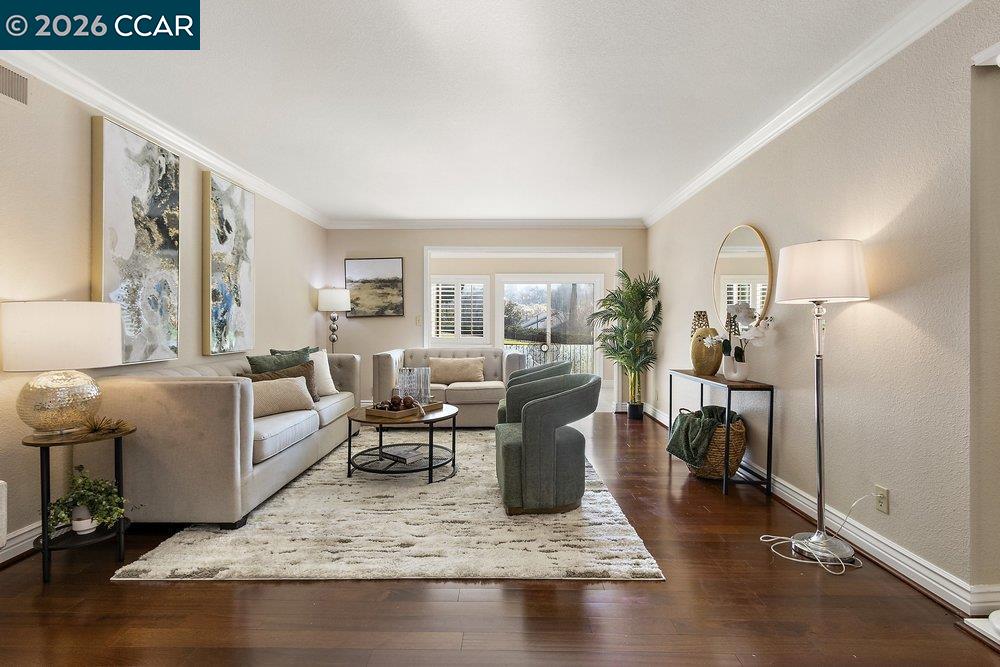 3136 Rossmoor Parkway # 8