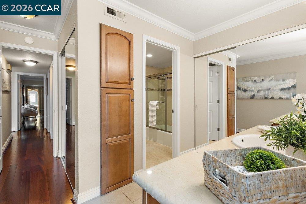 3136 Rossmoor Parkway # 8