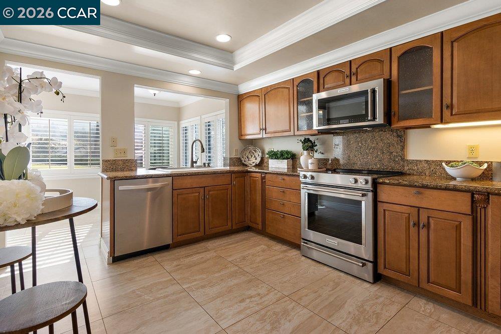 3136 Rossmoor Parkway # 8