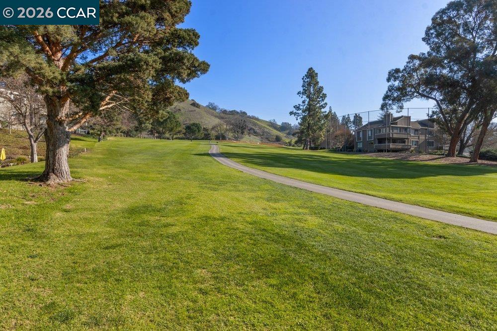 3136 Rossmoor Parkway # 8