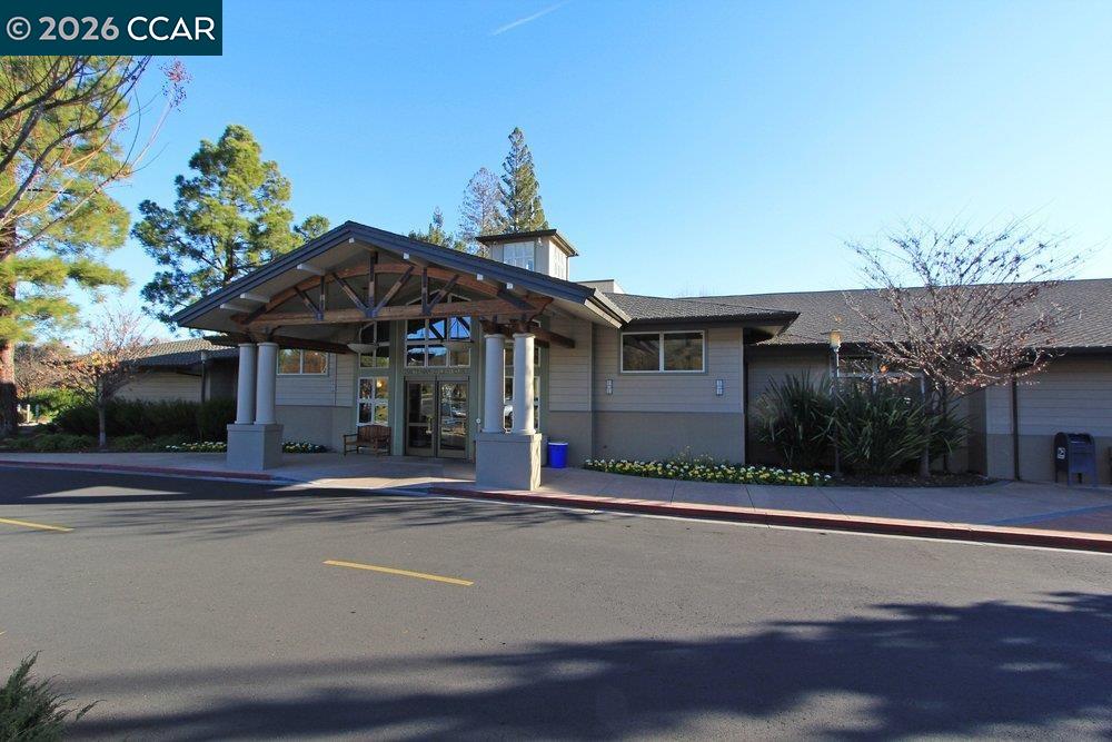 3136 Rossmoor Parkway # 8