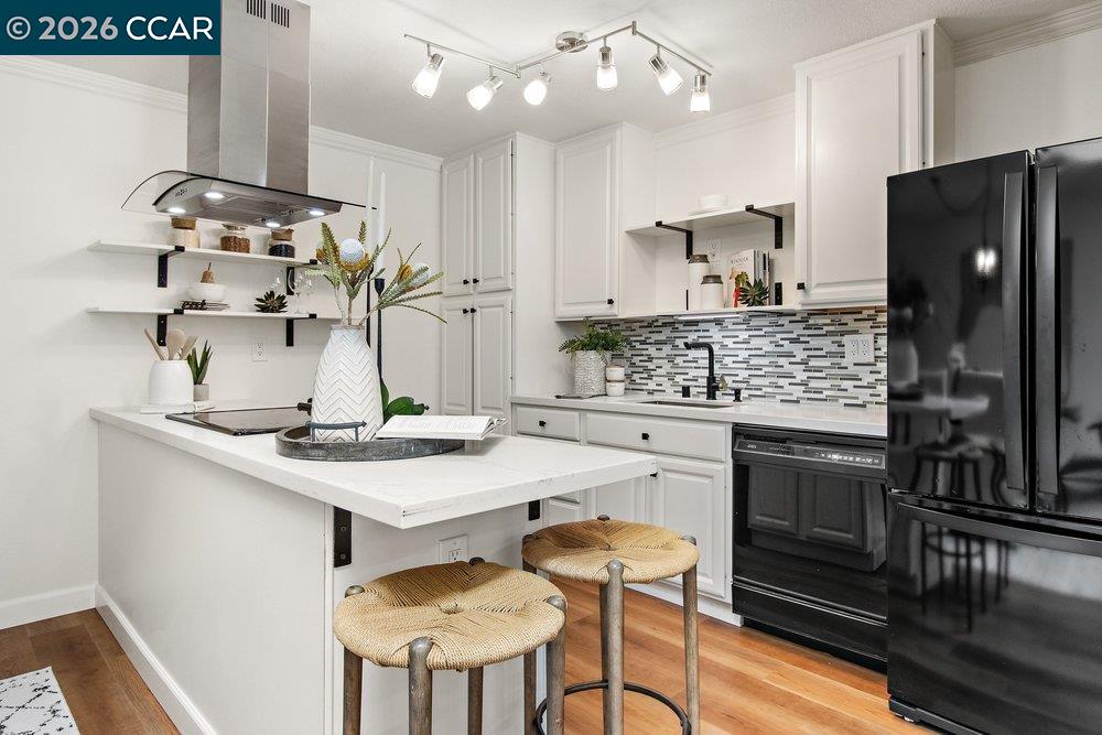 2209 Ptarmigan Dr. # 2