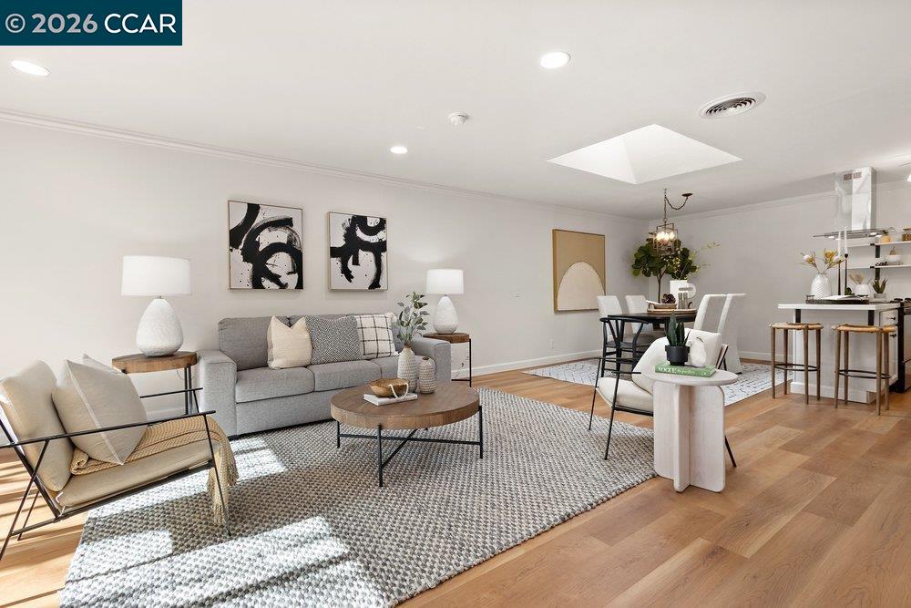 2209 Ptarmigan Dr. # 2