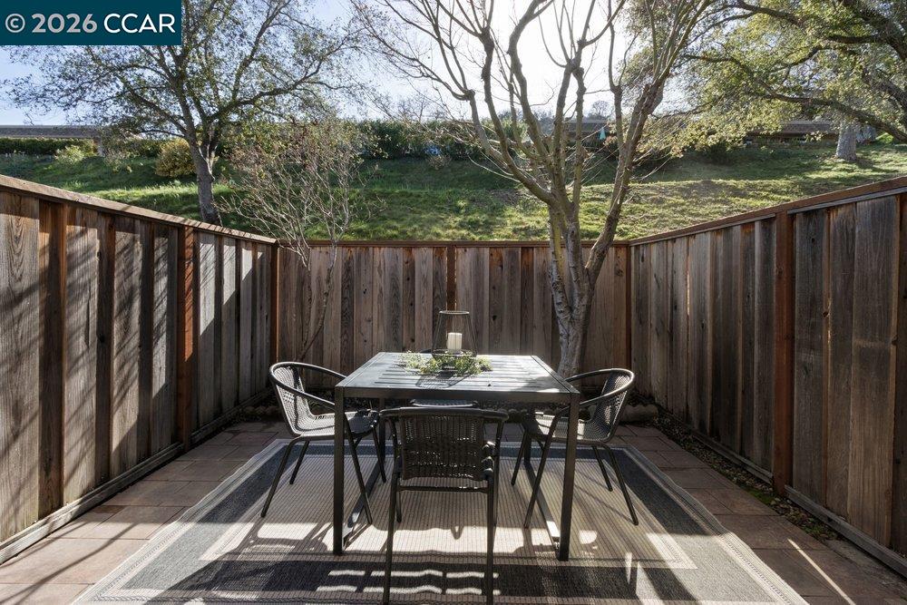 2209 Ptarmigan Dr. # 2