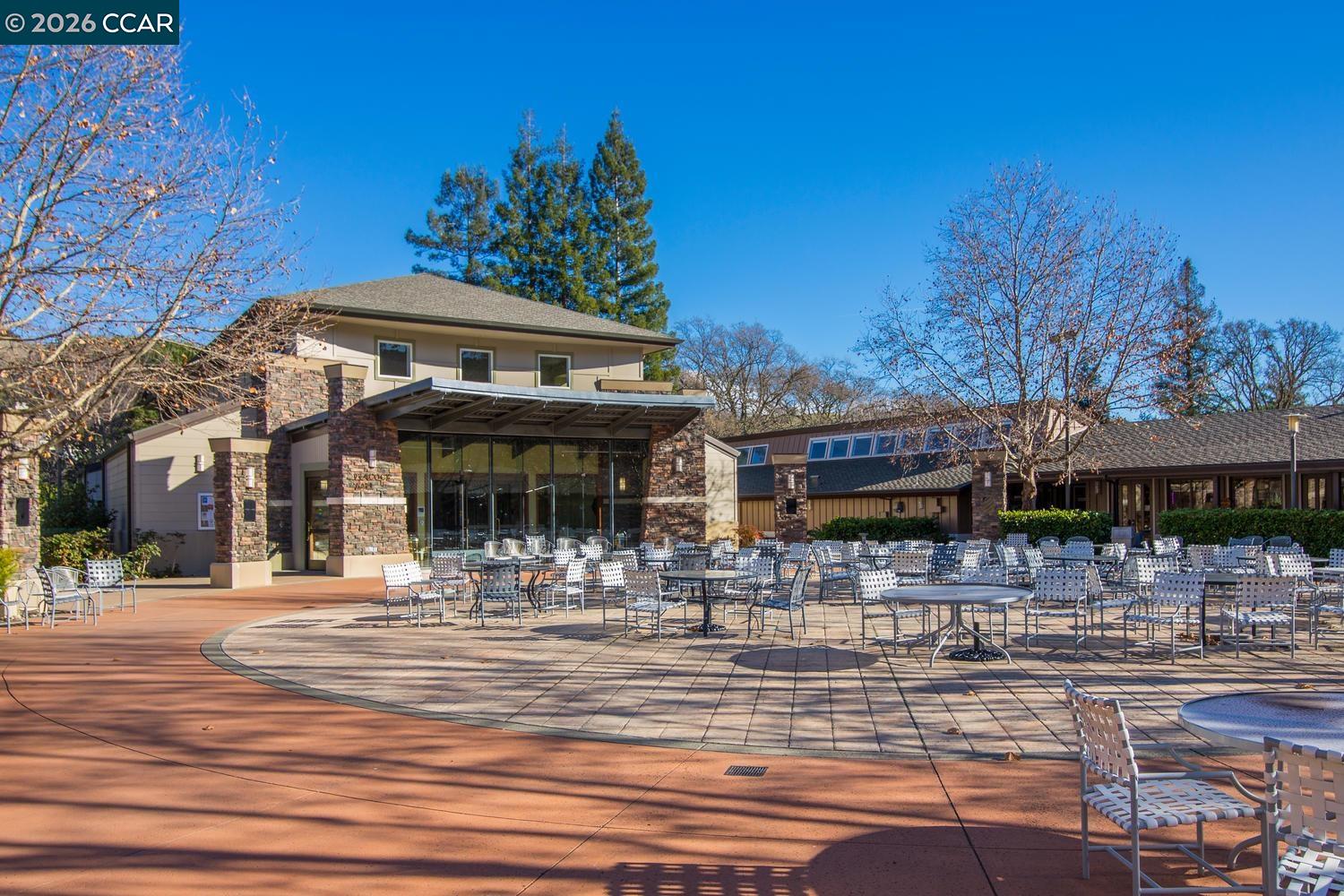 2209 Ptarmigan Dr. # 2