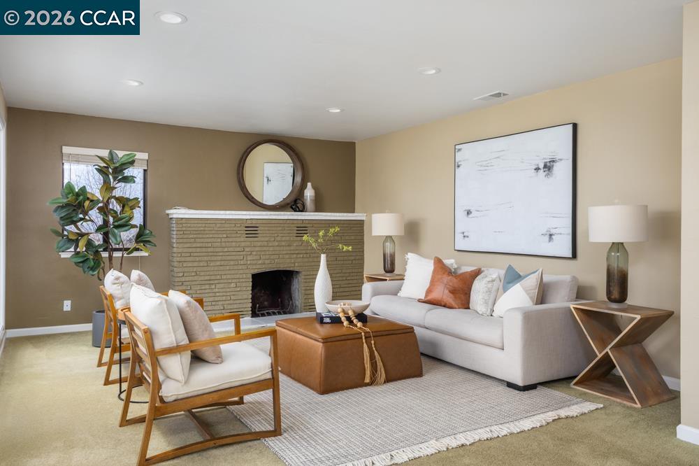 2542 Mockingbird Hill Rd