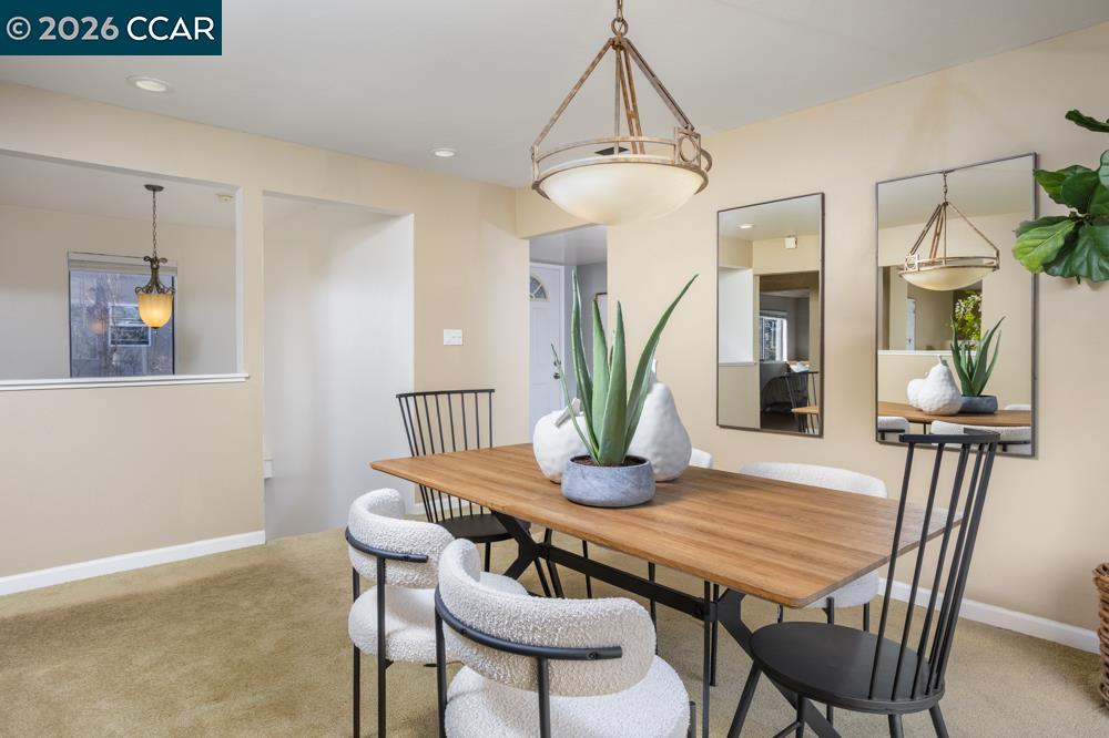 2542 Mockingbird Hill Rd