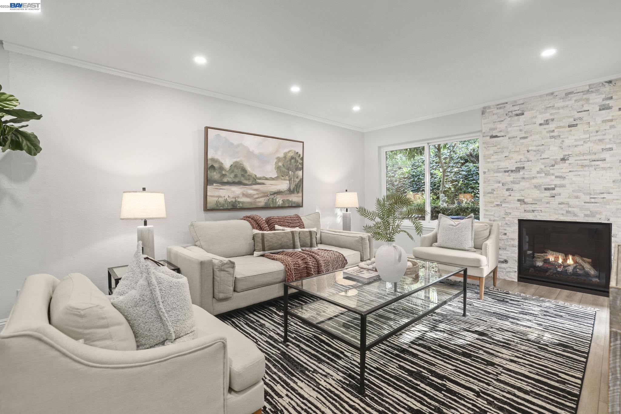 1444 Ashwood Drive