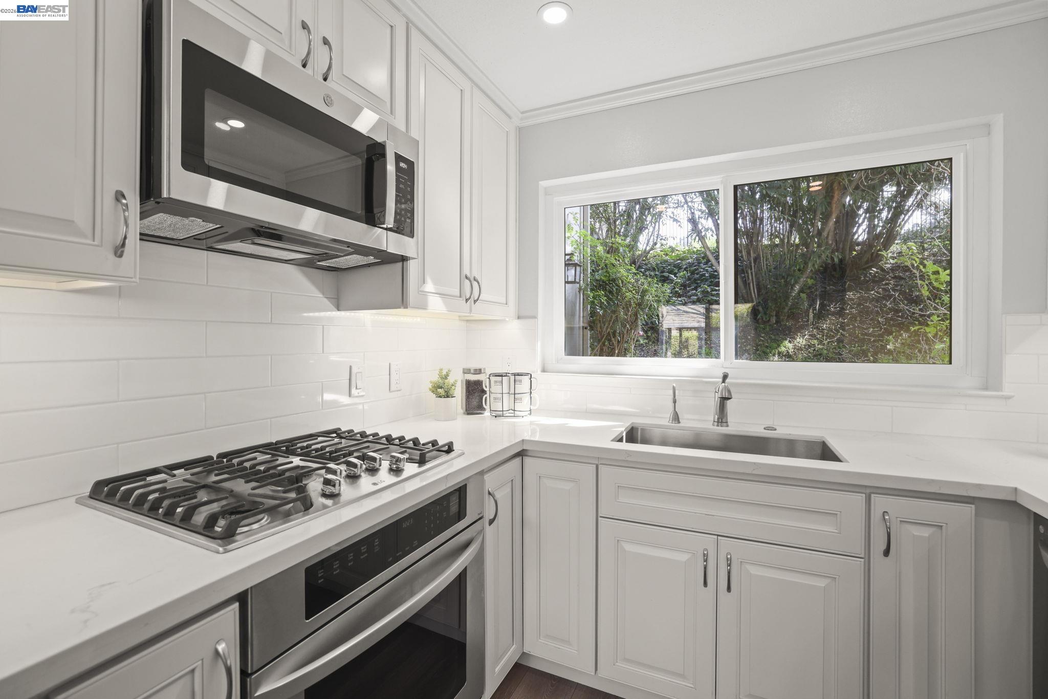 1444 Ashwood Drive