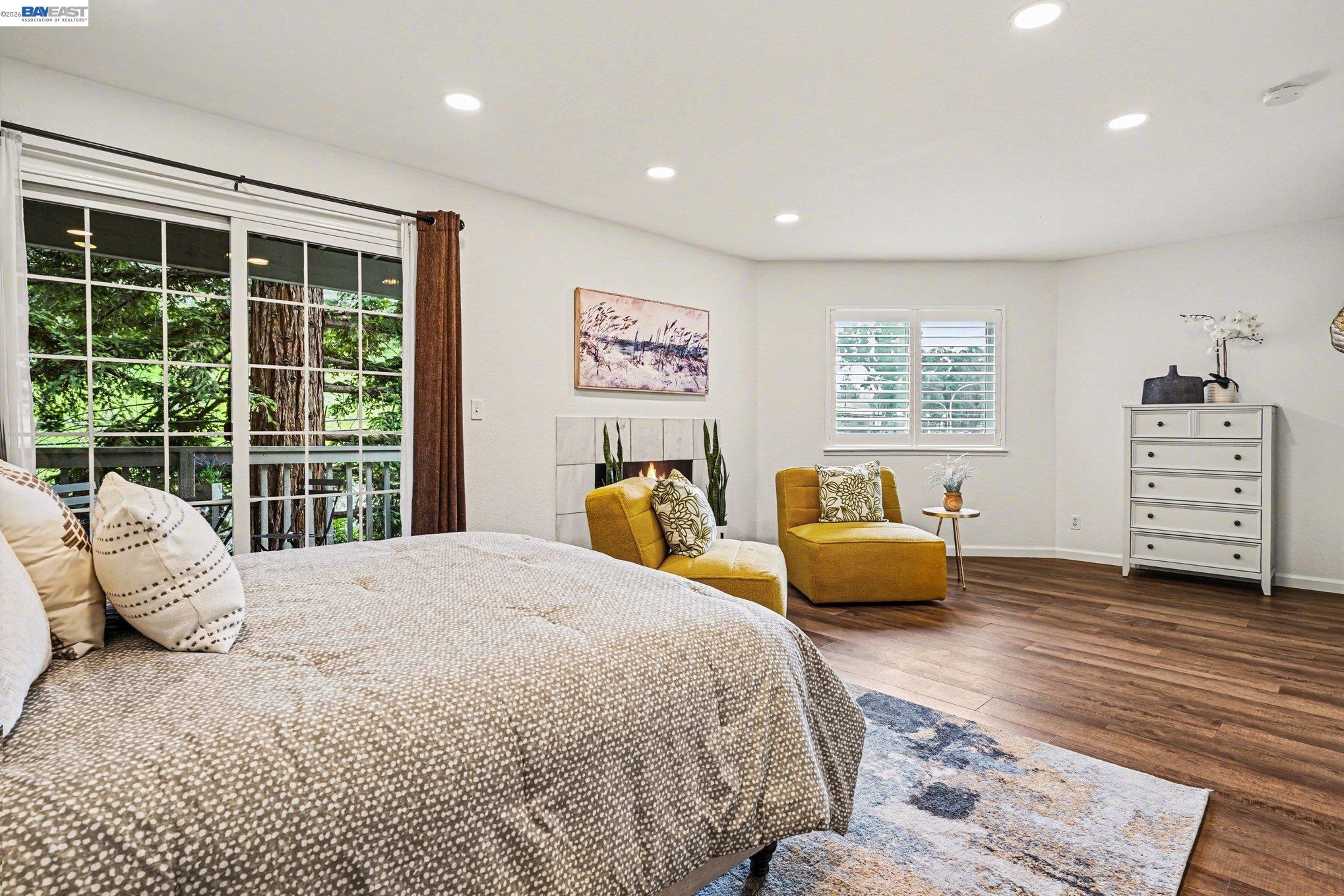 1745 Tice Valley Blvd