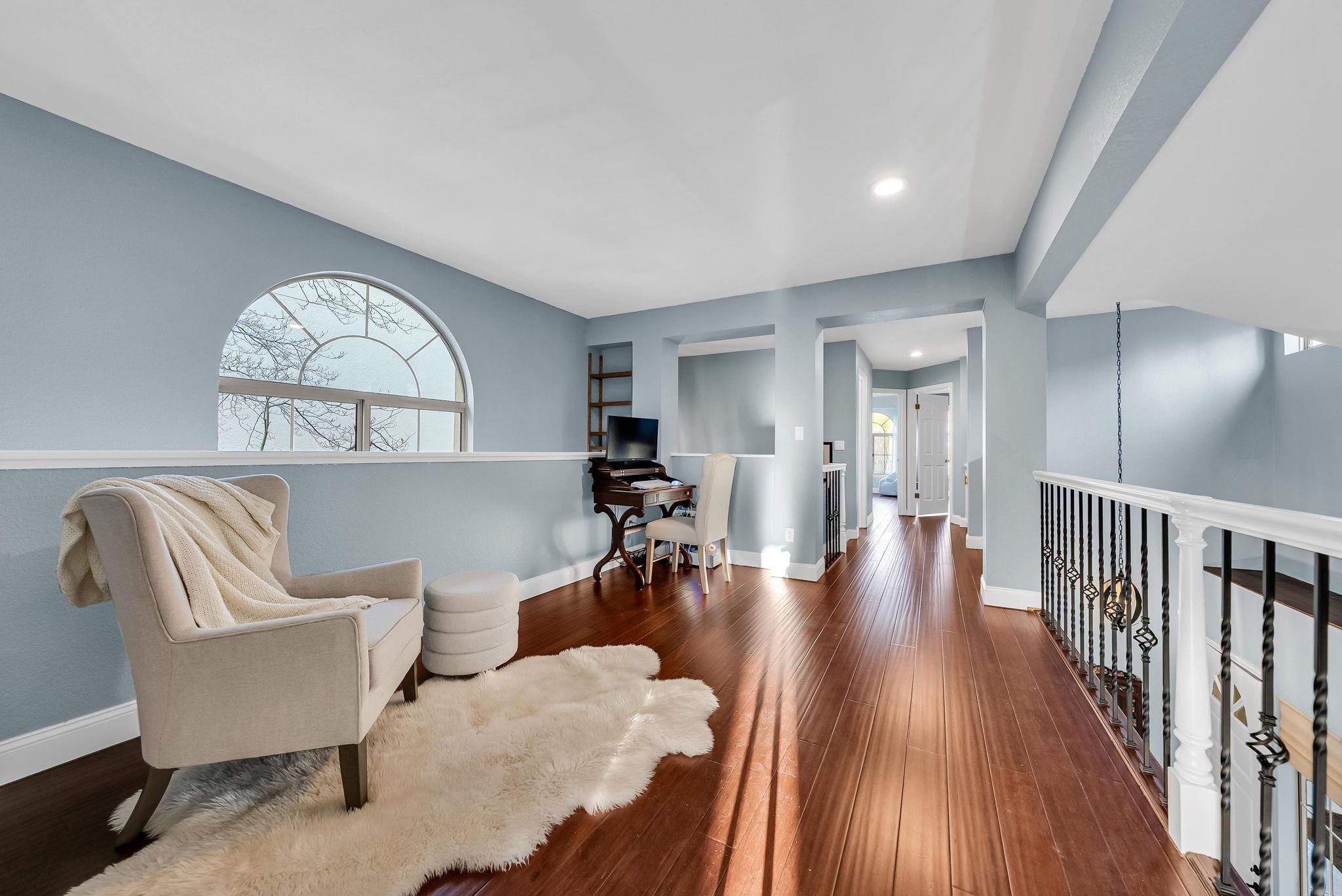 2020 Canyon Lakes Dr