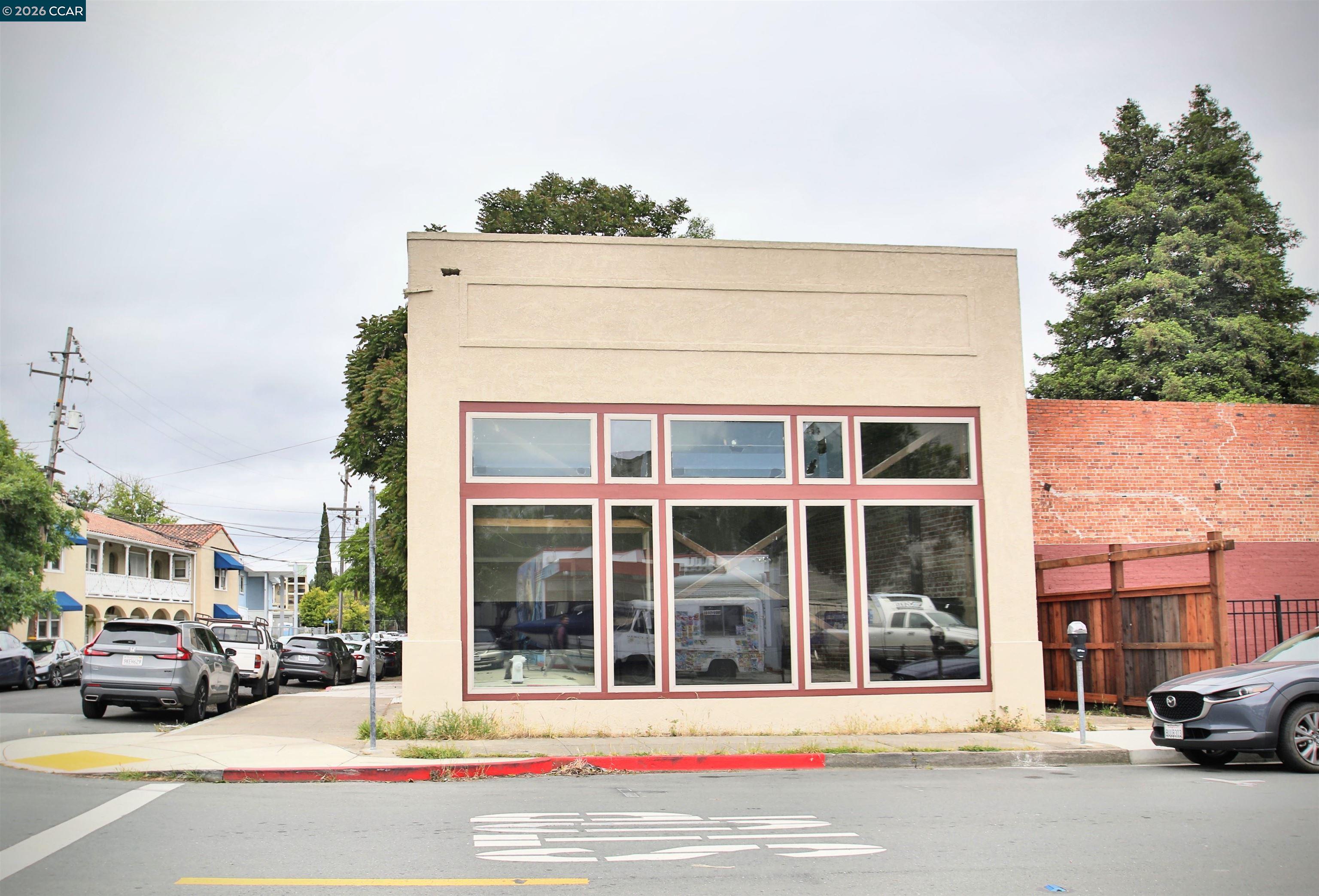 908 Ferry St.