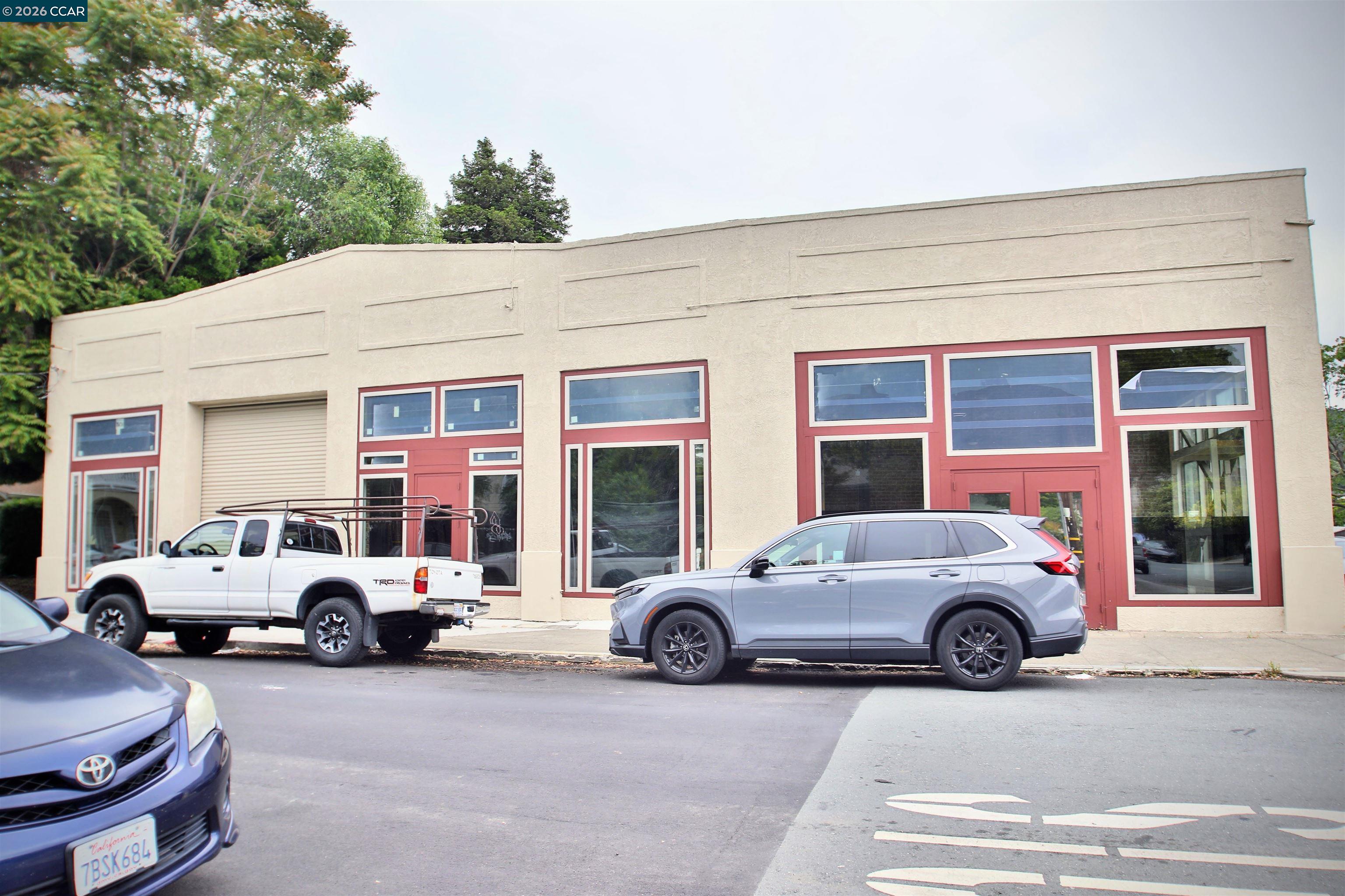 908 Ferry St.