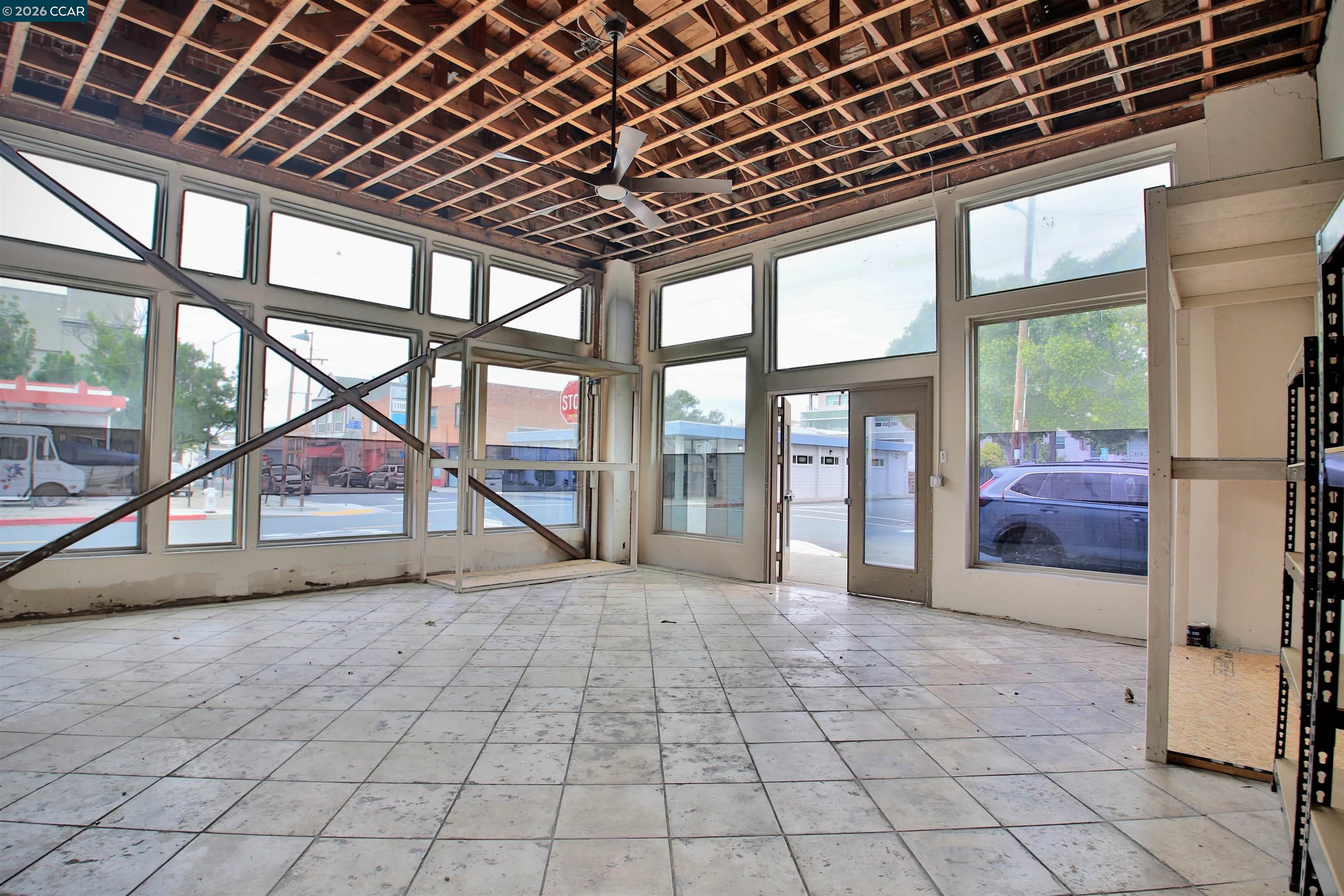 908 Ferry St.