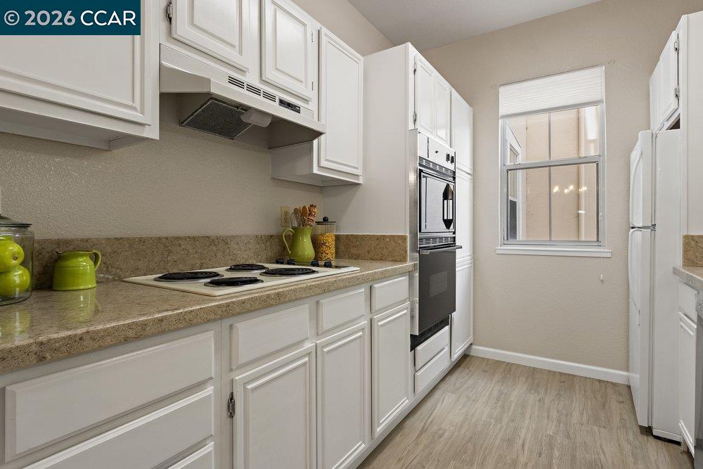 1860 Tice Creek Drive # 1307