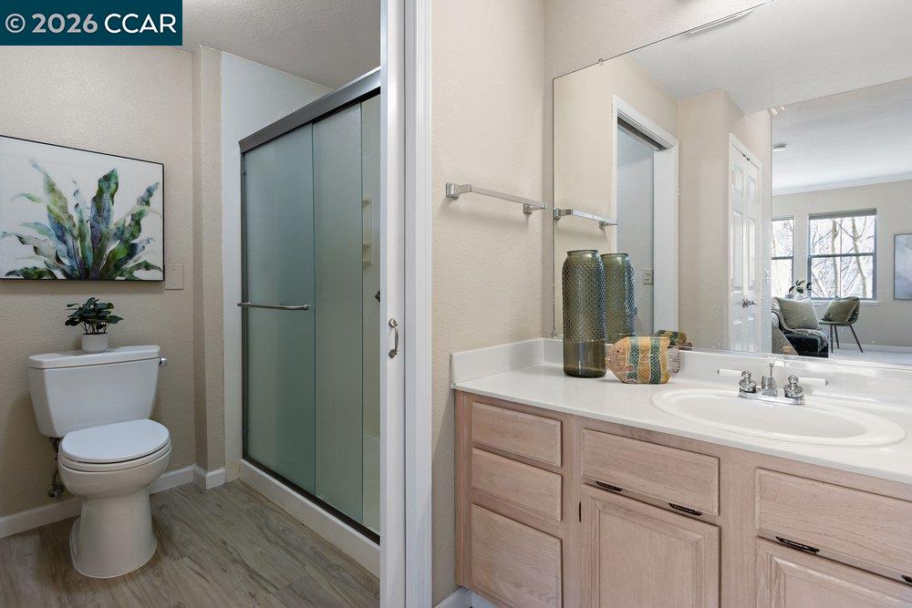 1860 Tice Creek Drive # 1307