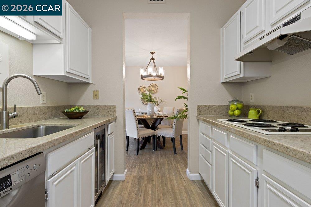 1860 Tice Creek Drive # 1307