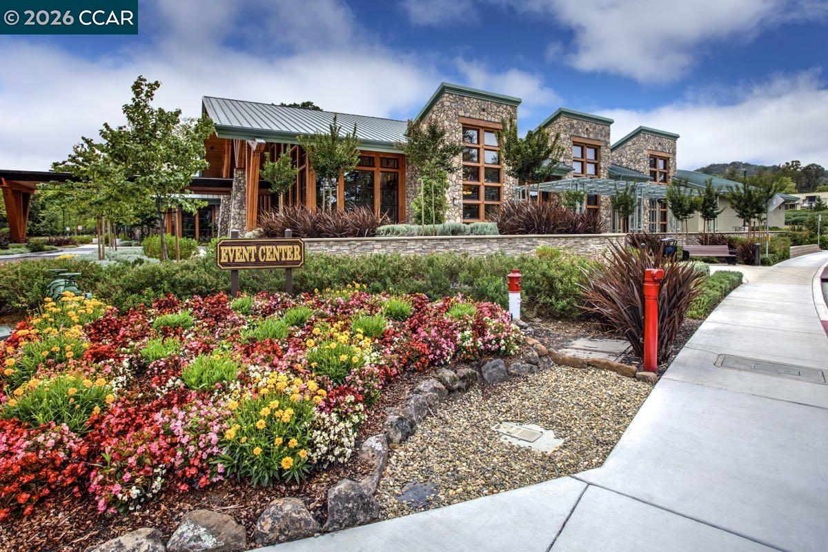 1738 Stanley Dollar Dr # 4A