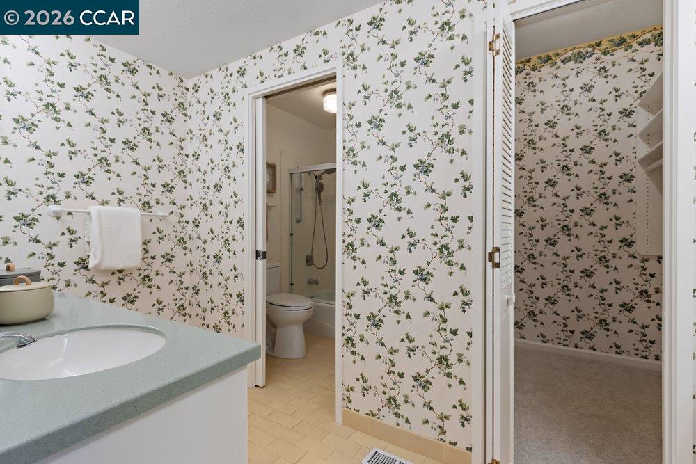 1738 Stanley Dollar Dr # 4A