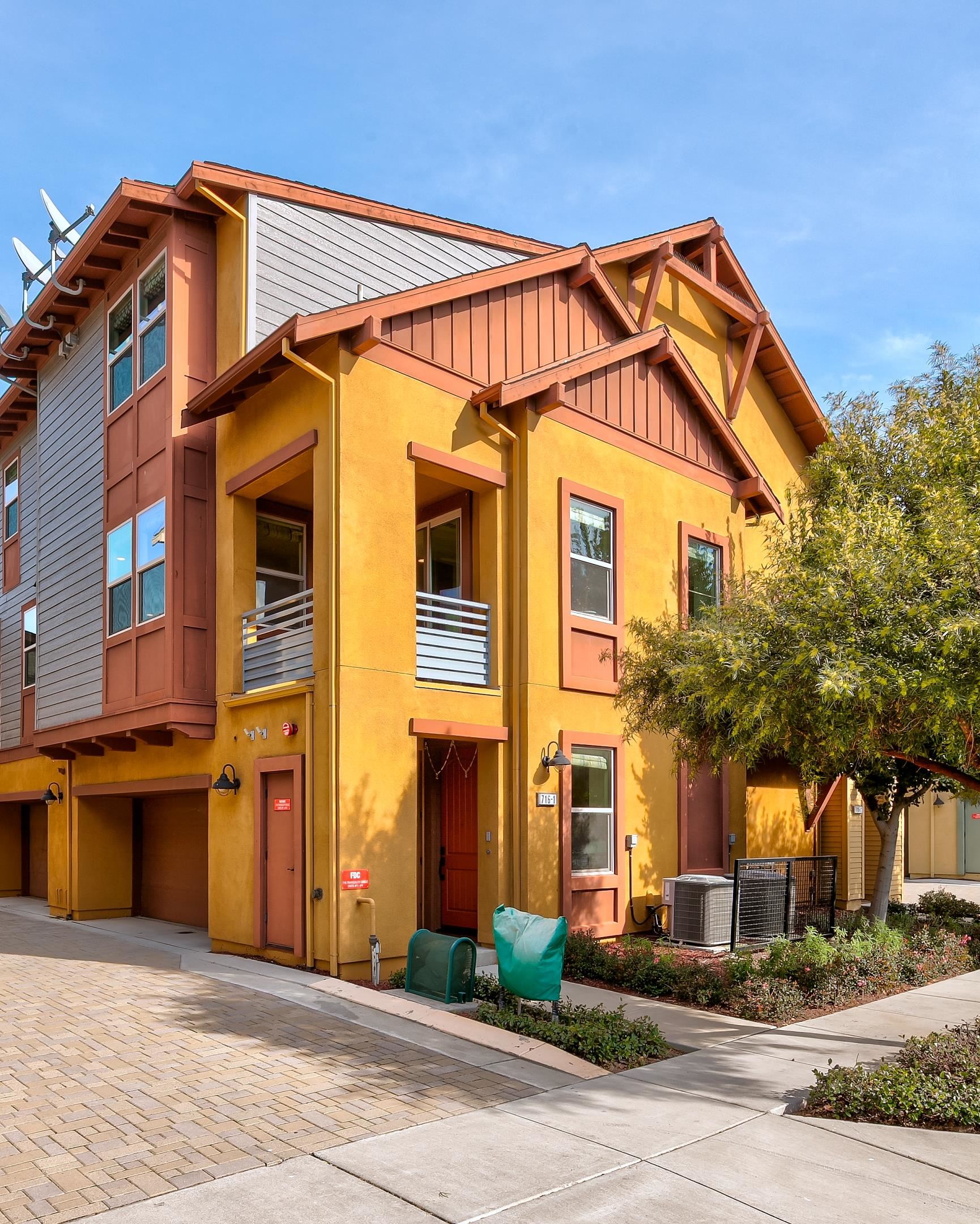 716 TRANQUILITY CIR # 1