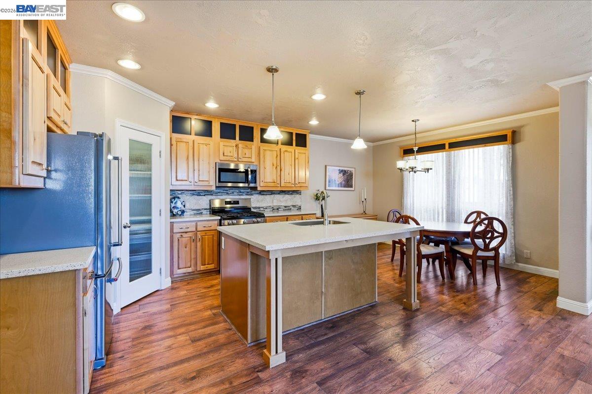 3231 Vineyard Ave SPC 93