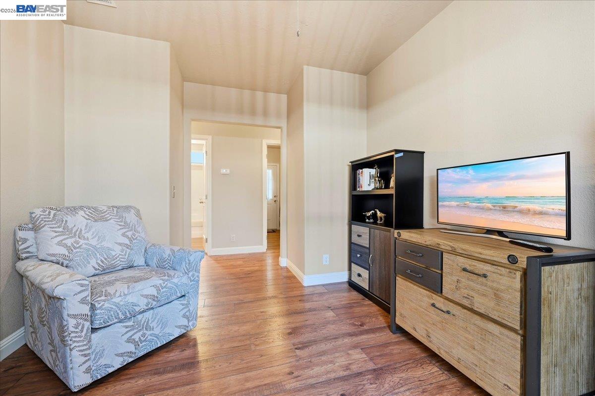 3231 Vineyard Ave SPC 93