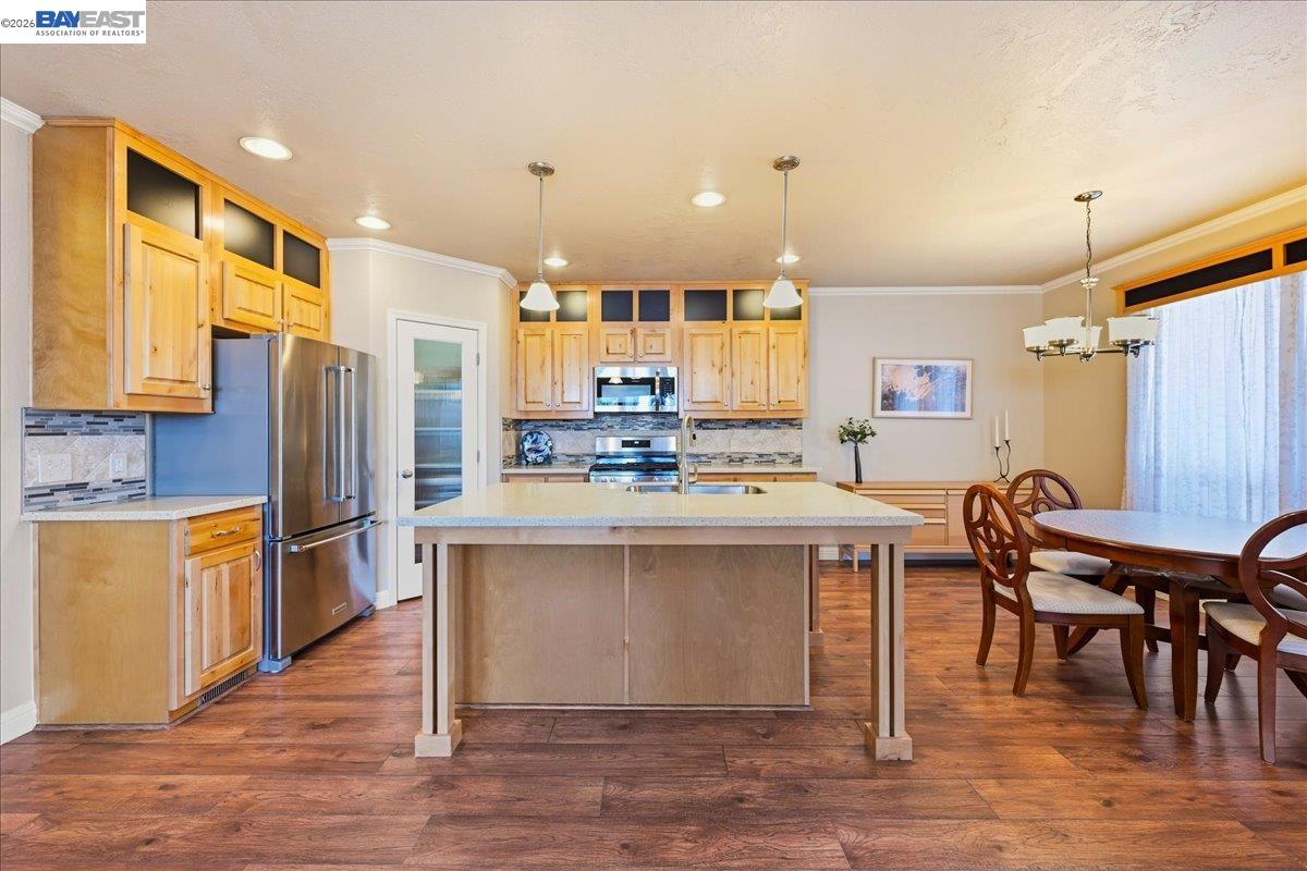 3231 Vineyard Ave SPC 93