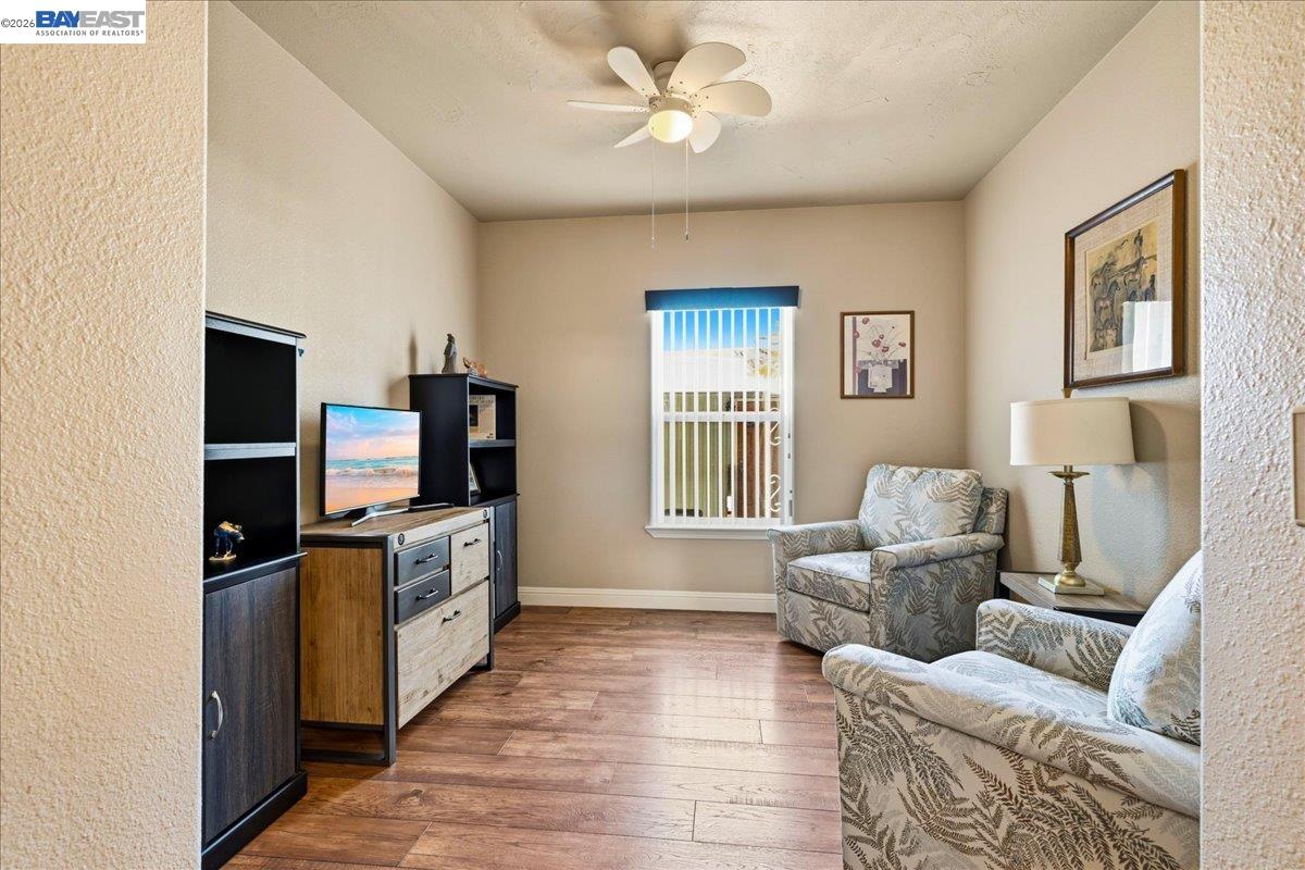 3231 Vineyard Ave SPC 93