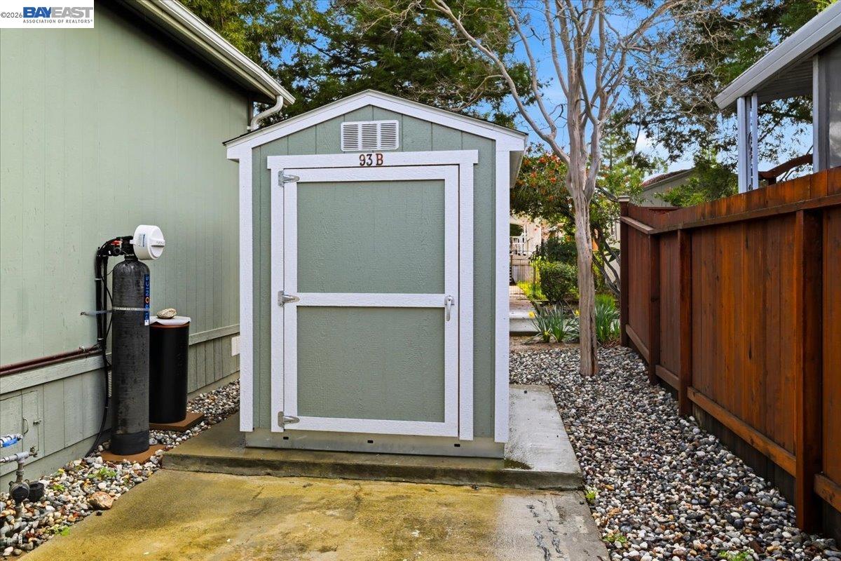 3231 Vineyard Ave SPC 93