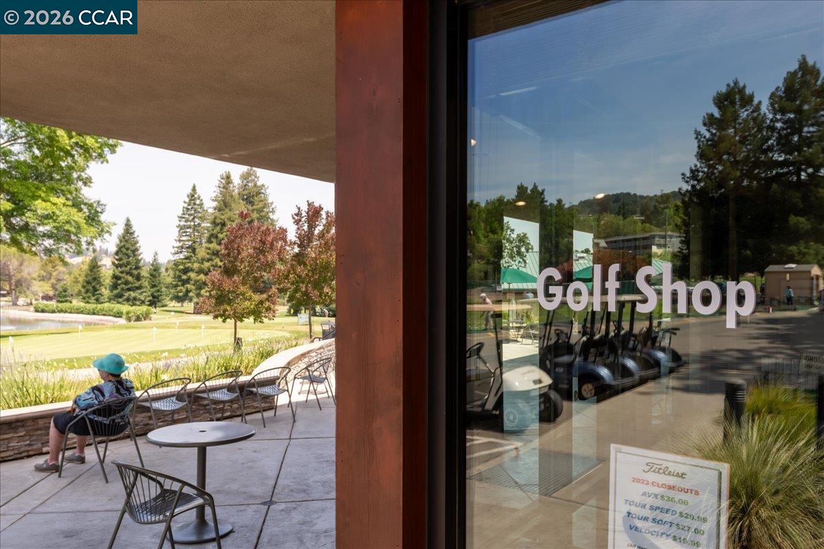 1573 Rockledge Ln # 3