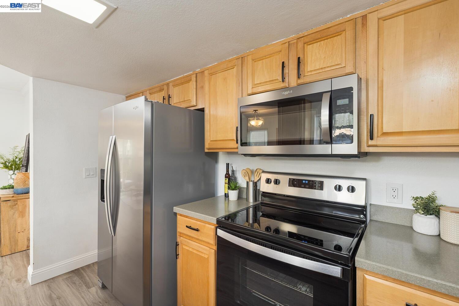 1255 Detroit Ave # 14