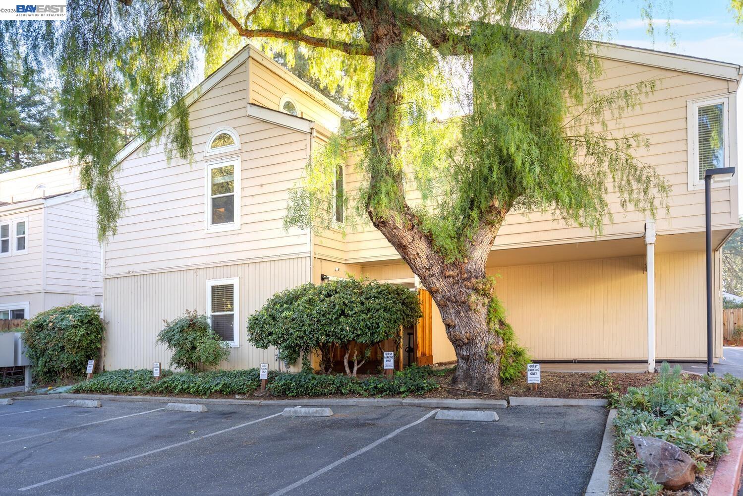 1255 Detroit Ave # 14