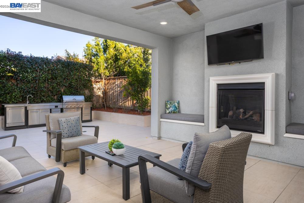 436 Wayland Loop