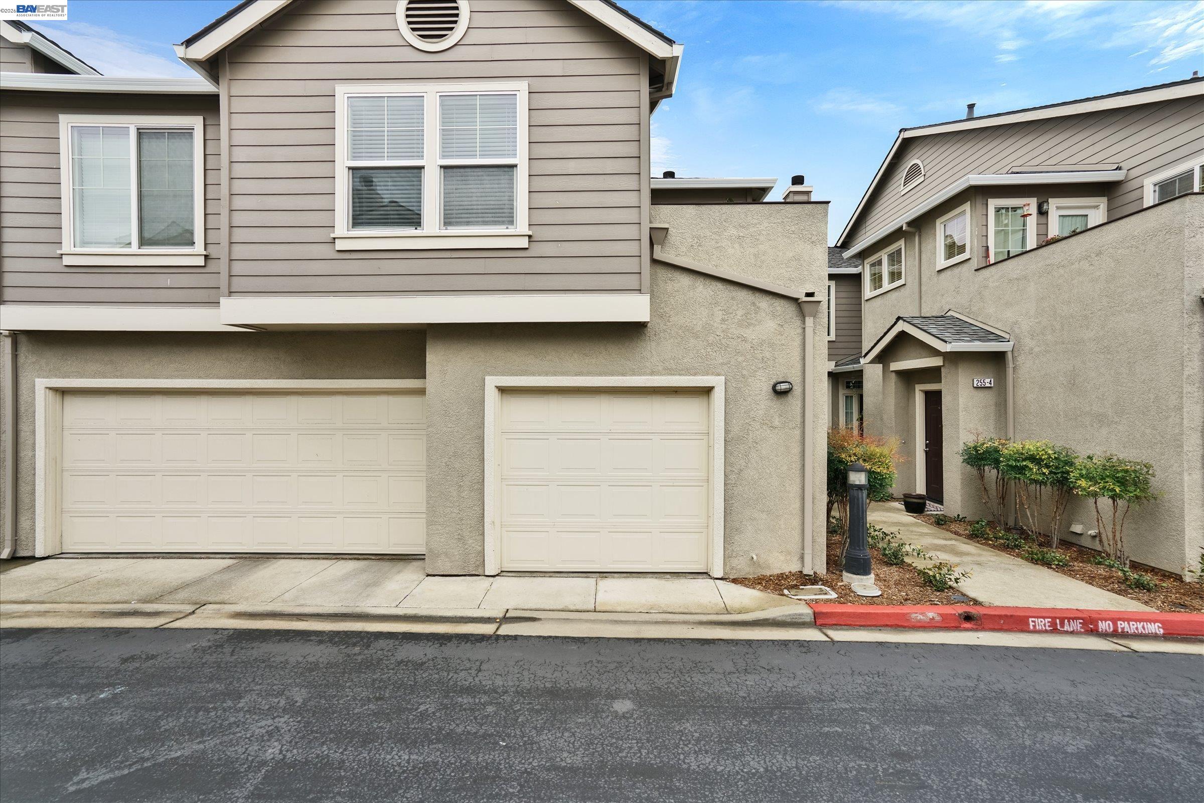 255 Wildrose Cmn # 5