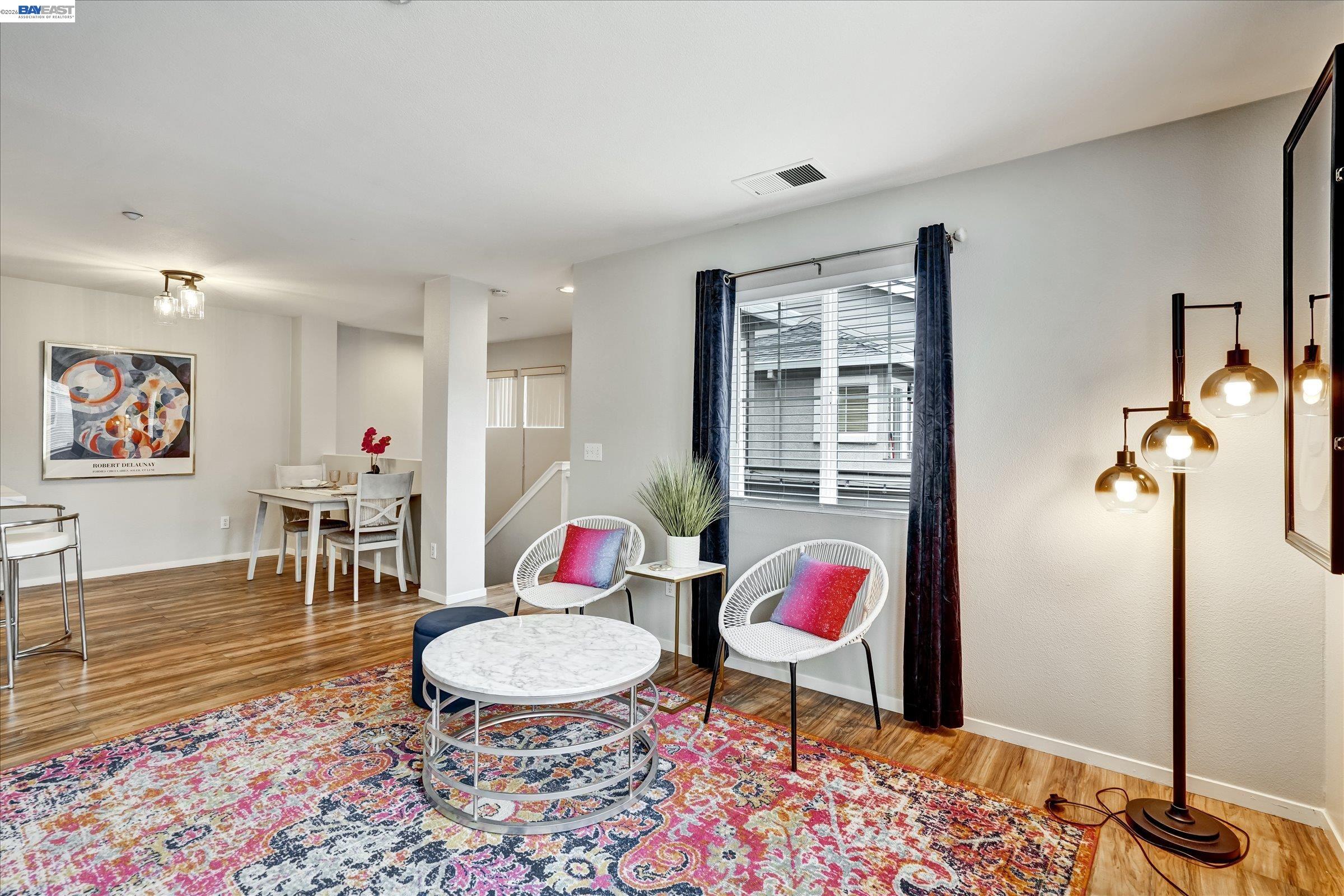 255 Wildrose Cmn # 5