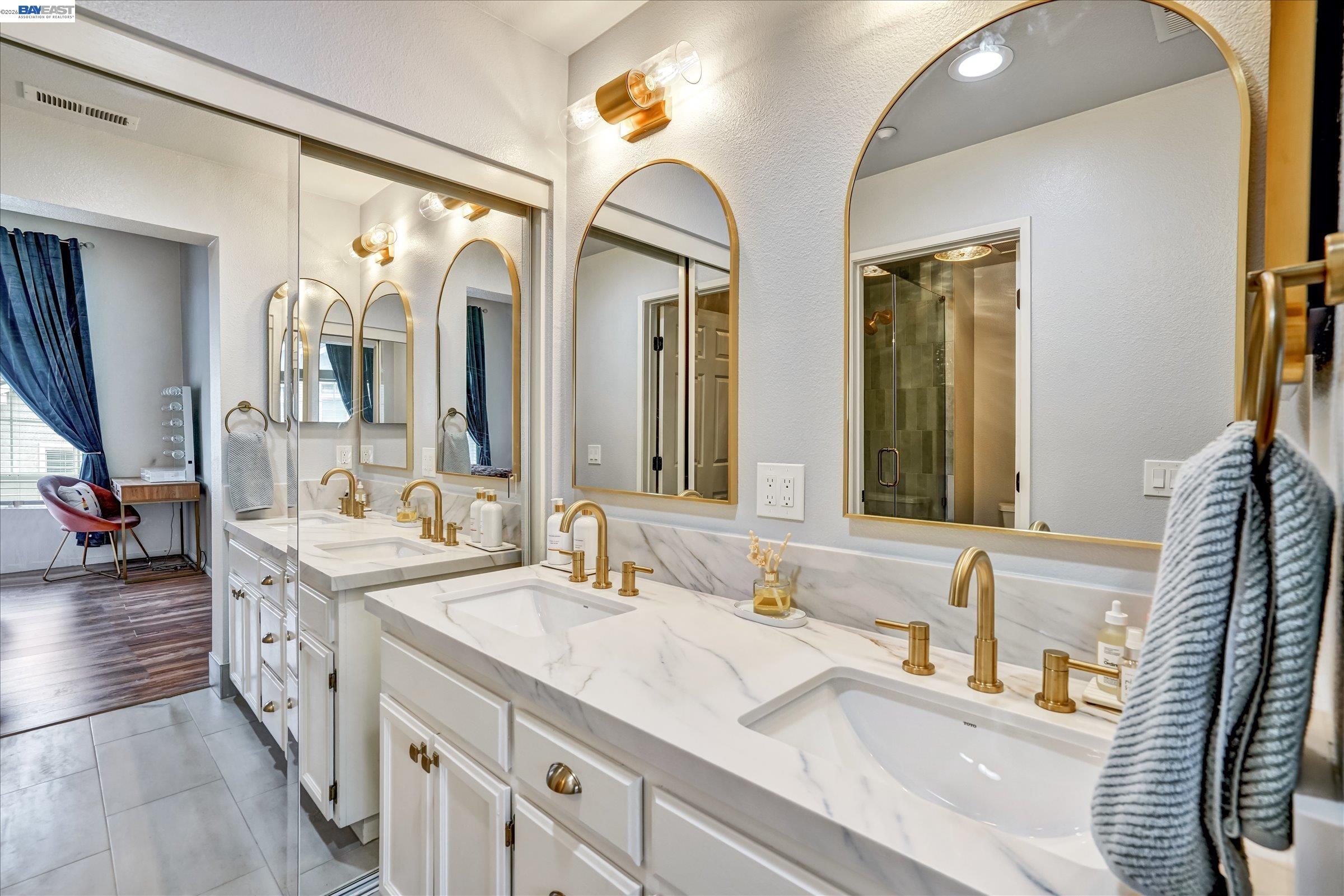 255 Wildrose Cmn # 5