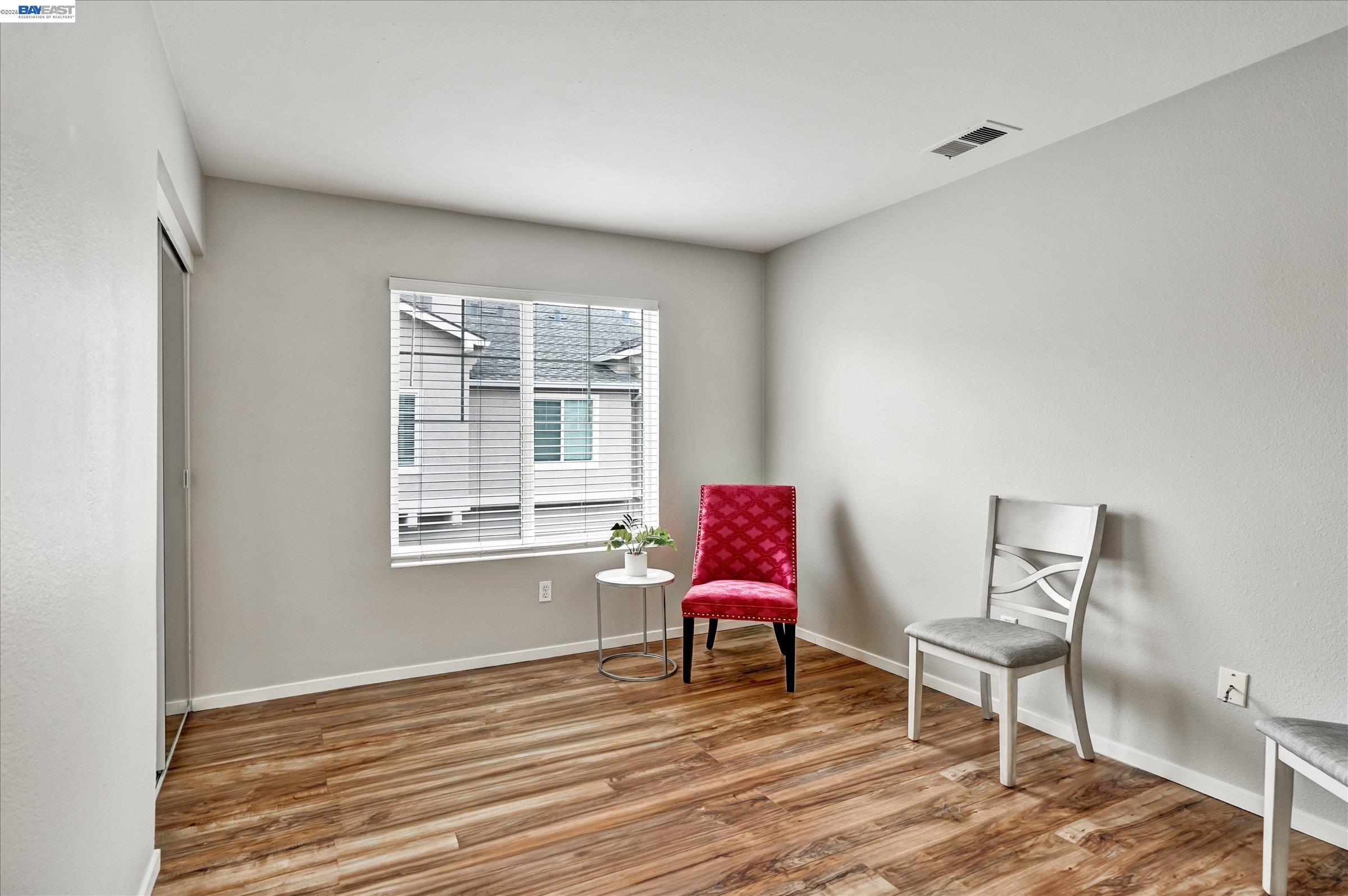 255 Wildrose Cmn # 5