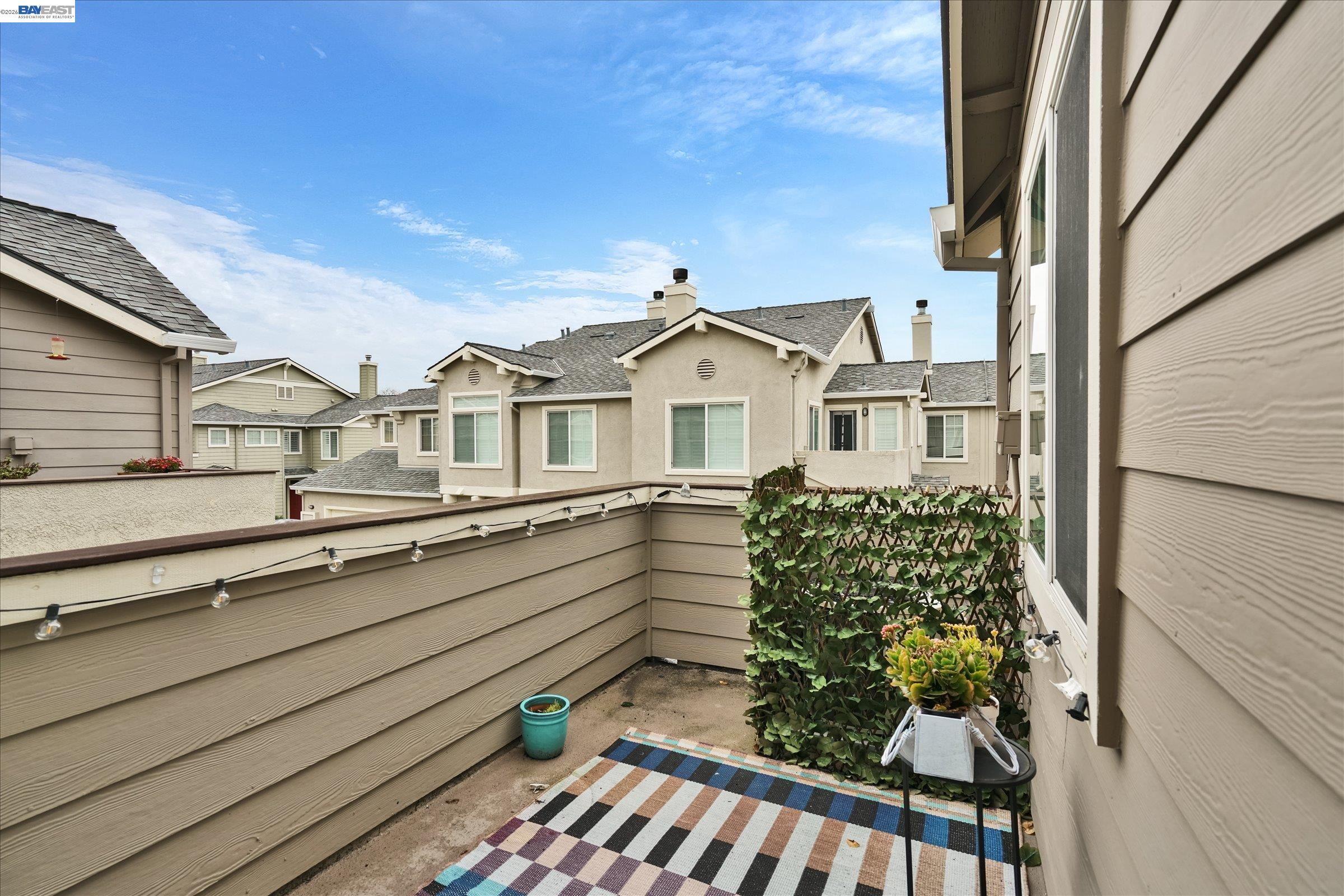 255 Wildrose Cmn # 5