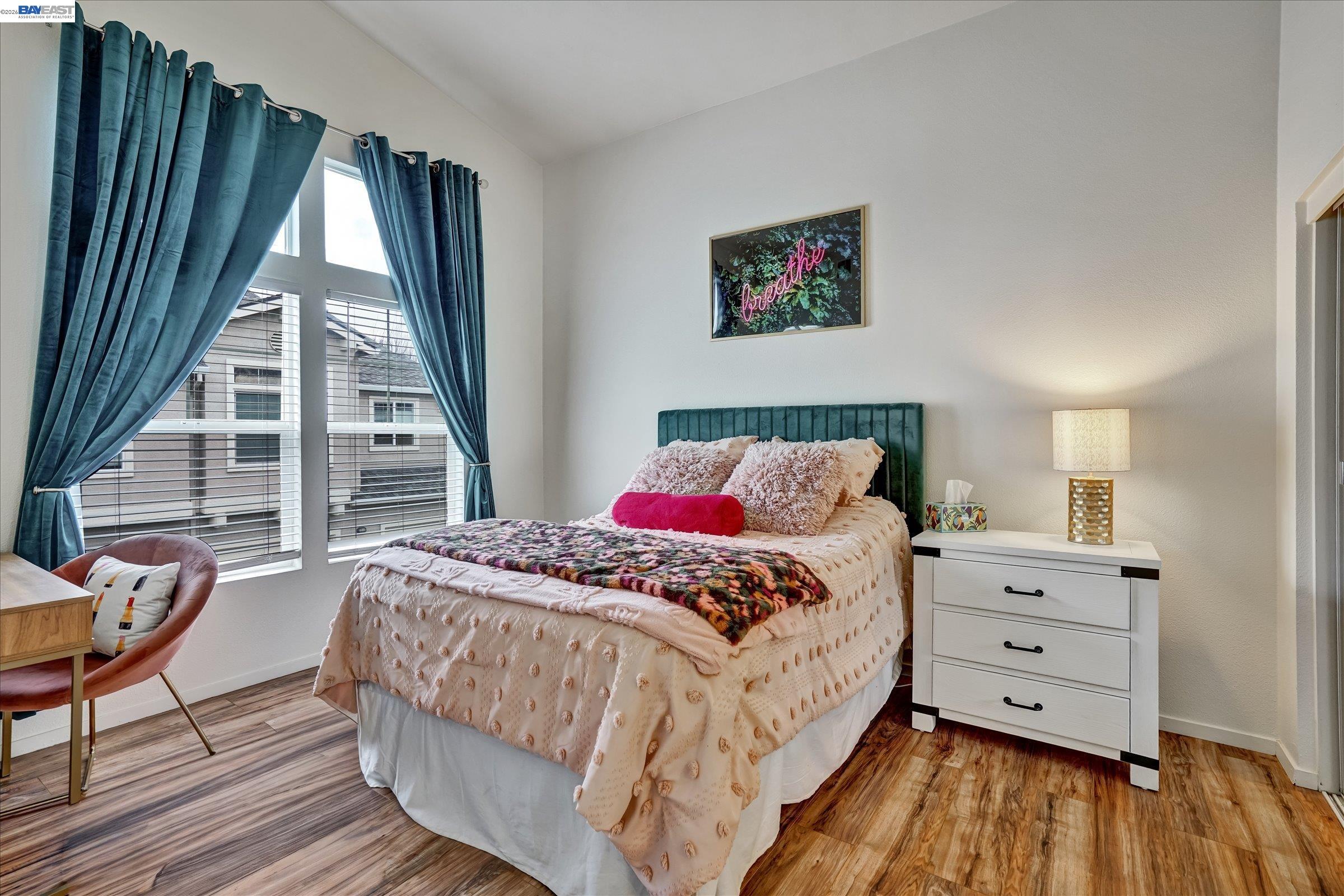 255 Wildrose Cmn # 5