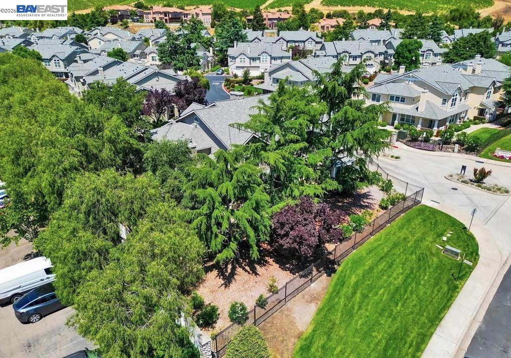 255 Wildrose Cmn # 5