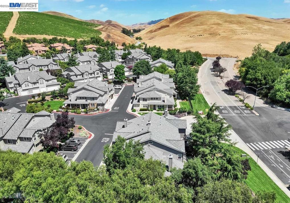 255 Wildrose Cmn # 5