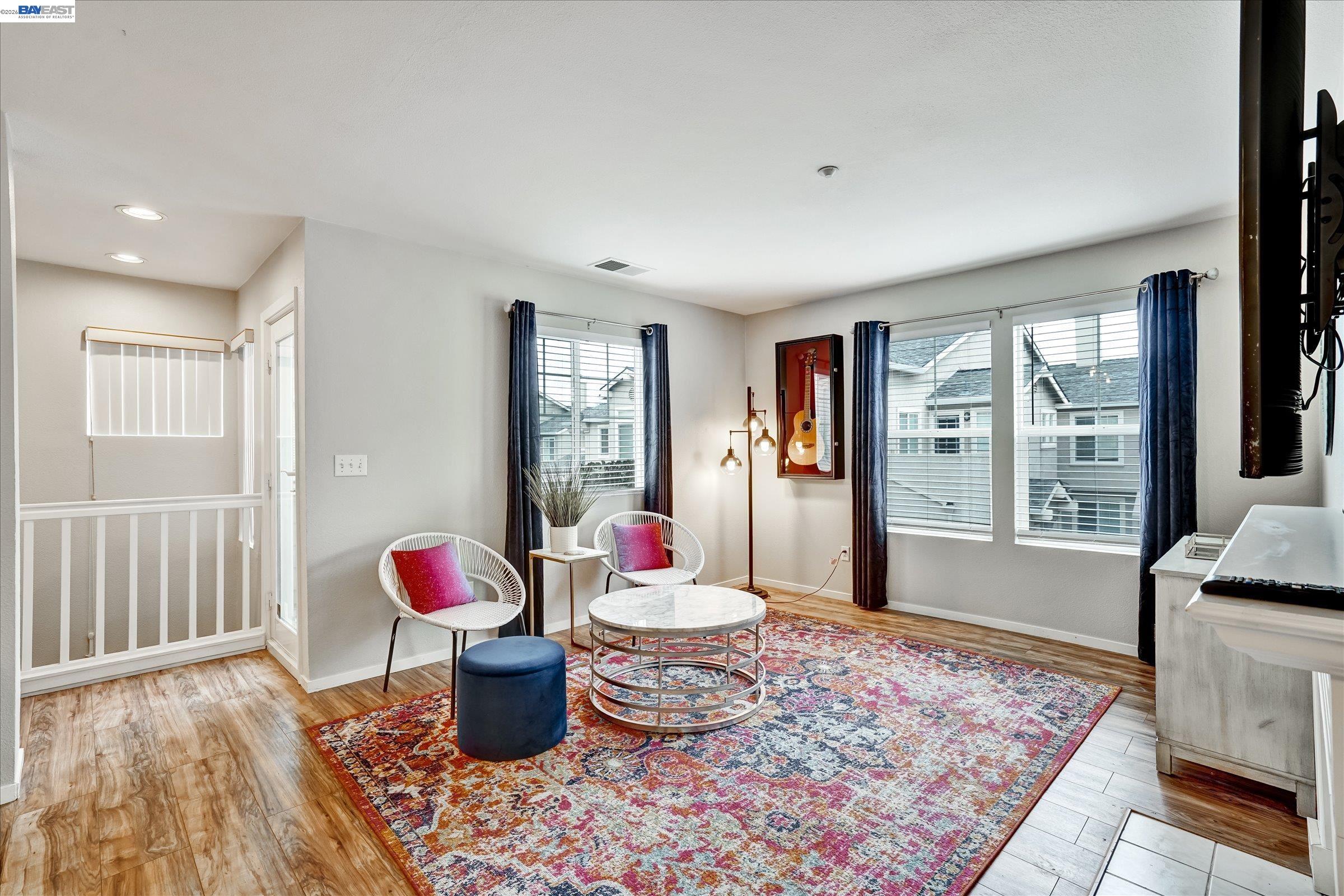 255 Wildrose Cmn # 5