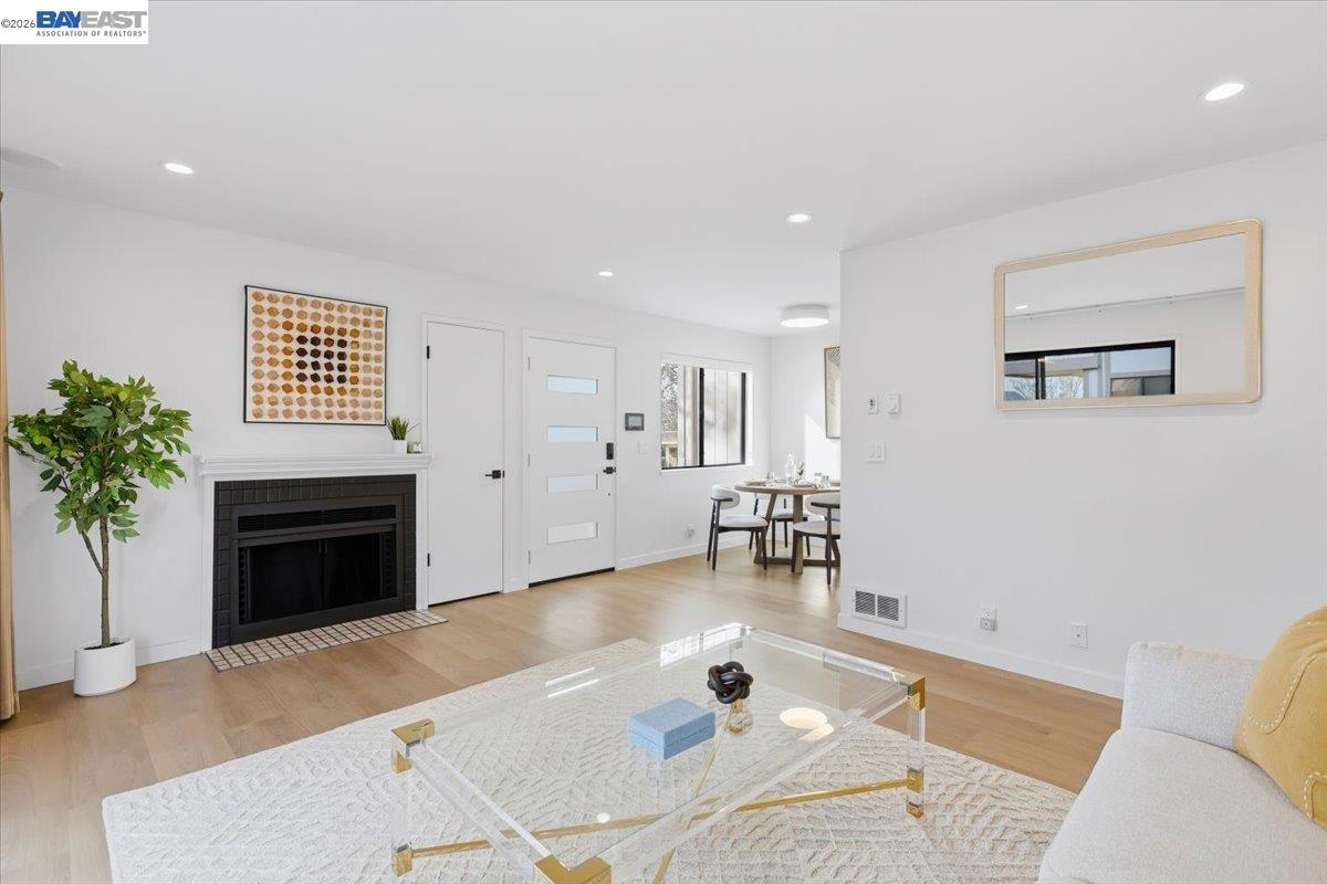 25055 COPA DEL ORO DR # 102